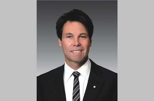 Dr. Eric Hoskins